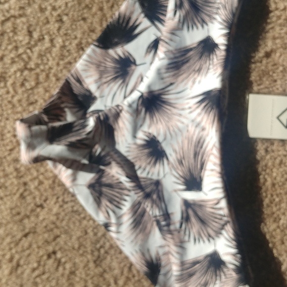 Khongboon bikini Set size Small w tags - Picture 6 of 7